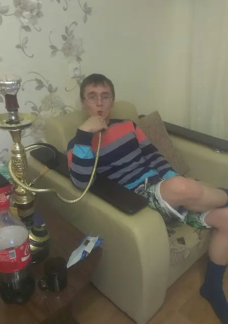 Я Артём, 29, из Чебоксар, ищу знакомство для приятного времяпровождения