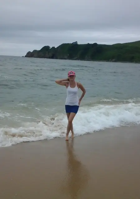 Я Елена, 40, из Артема, ищу знакомство для общения