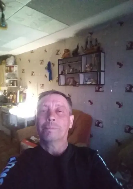 Я Ден, 54, знакомлюсь без обязательств в Уфе