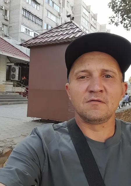 Я Сергей, 42, из Волжского, ищу знакомство для дружбы