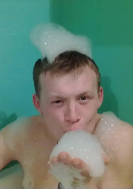 Я Sergei, 38, из Камышина, ищу знакомства без обязательств