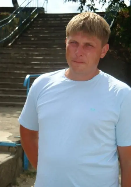 Денис из Апрелевки, ищу на сайте знакомства на одну ночь