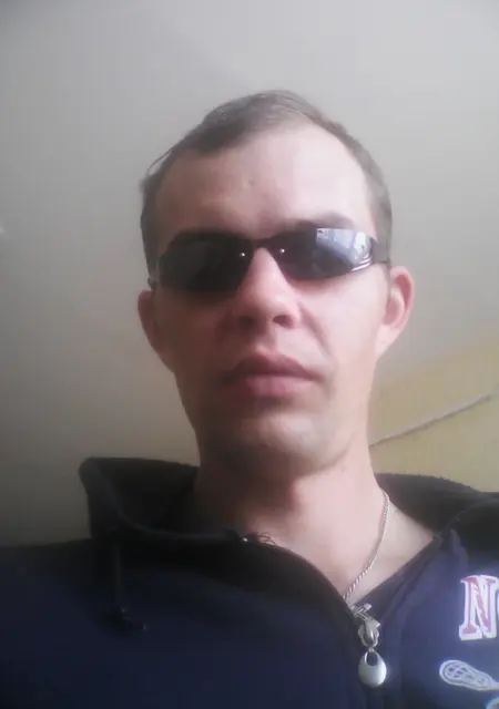 Михаил из Шарьи, ищу на сайте постоянные отношения