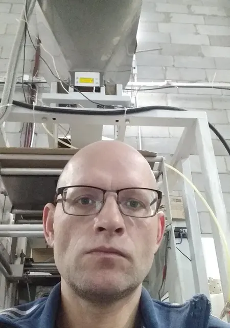 Я Макс, 49, из Читы, ищу знакомства без обязательств