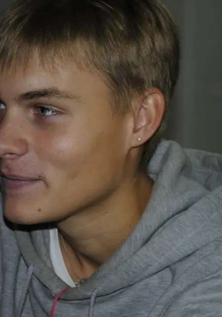 Артем из Самары, ищу на сайте знакомства на одну ночь