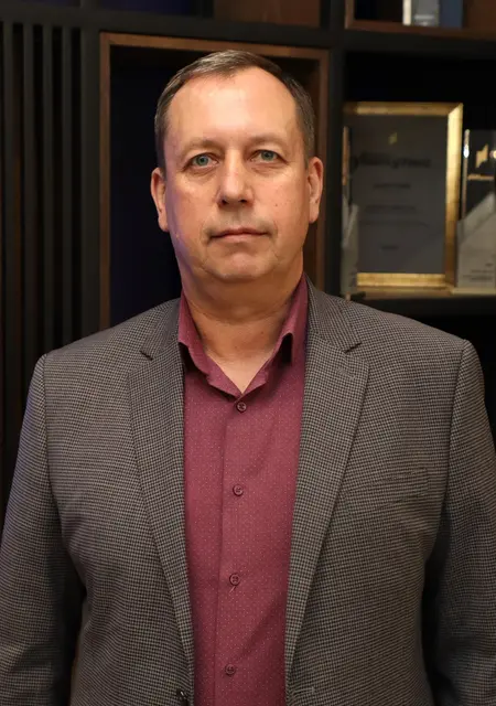 Михаил из Нижнего Новгорода, мне 47, познакомлюсь для приятного времяпровождения