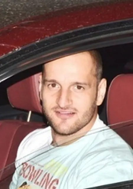 Паша из Ивацевичей, мне 45, познакомлюсь для приятного времяпровождения