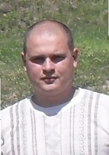 Сергей из Кумертау, мне 43, познакомлюсь на одну ночь