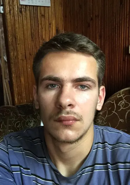 Я Дима, 24, из Кирова, ищу знакомства на одну ночь