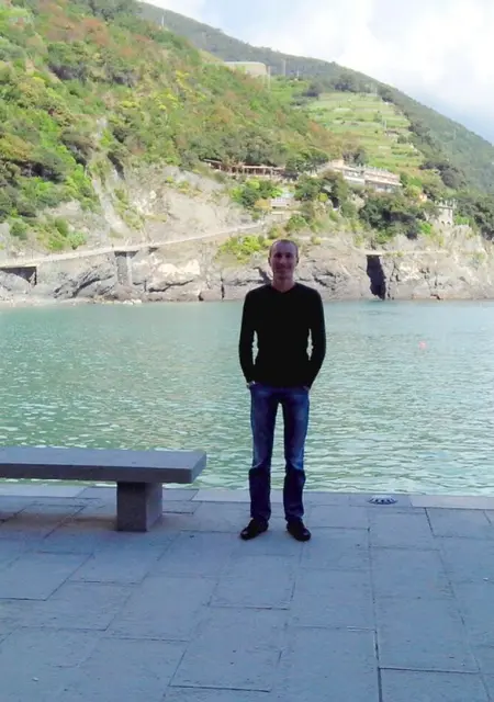 Сергей из Винницы, ищу на сайте знакомства на одну ночь