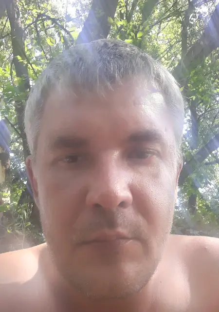 Я Андрей, 38, из Ефремова, ищу знакомства на одну ночь