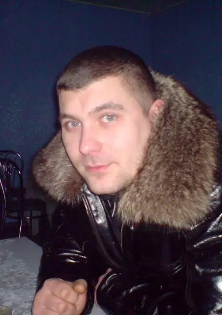 Руслан з Кам’янець-Подільський, мені 43 років, познайомлюсь на одну ніч