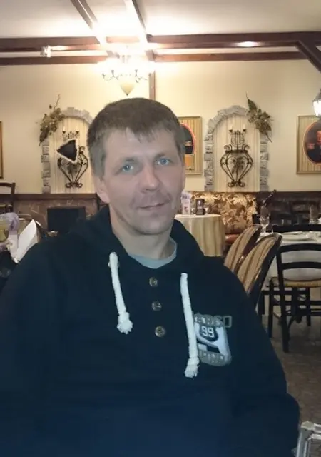 Я Андрей, 48, знакомлюсь без обязательств в Великом Новгороде