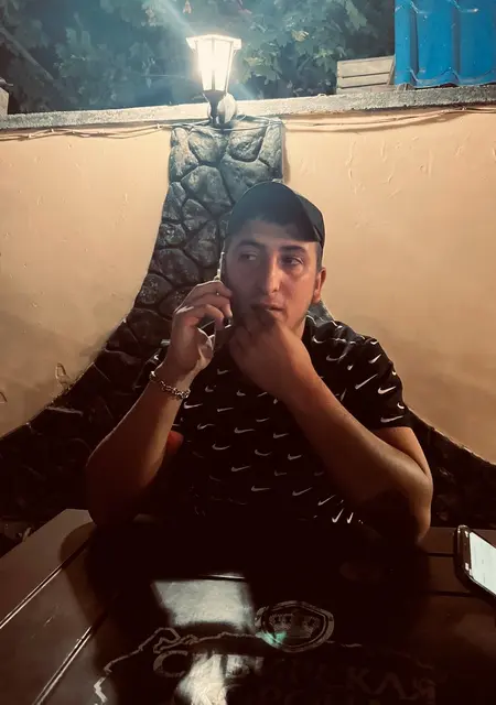 Vasya из Корсакова, мне 24, познакомлюсь без обязательств