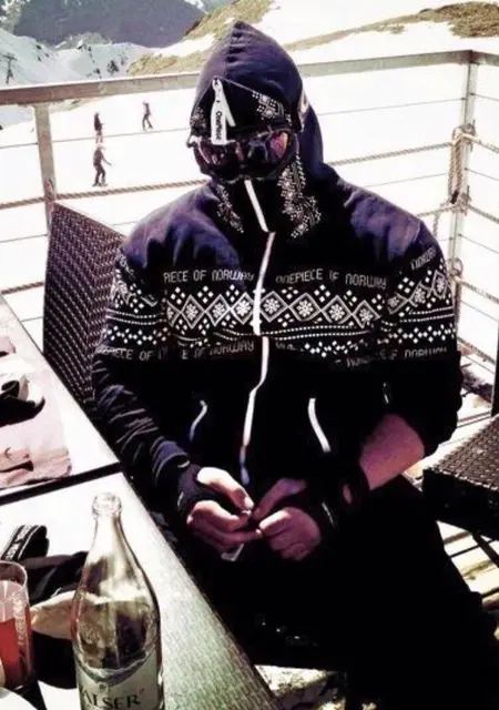 Я Артем, 42, из Костромы, ищу знакомство для совместных путешествий