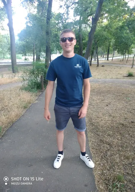 Виктор из Одессы, мне 29, познакомлюсь на одну ночь