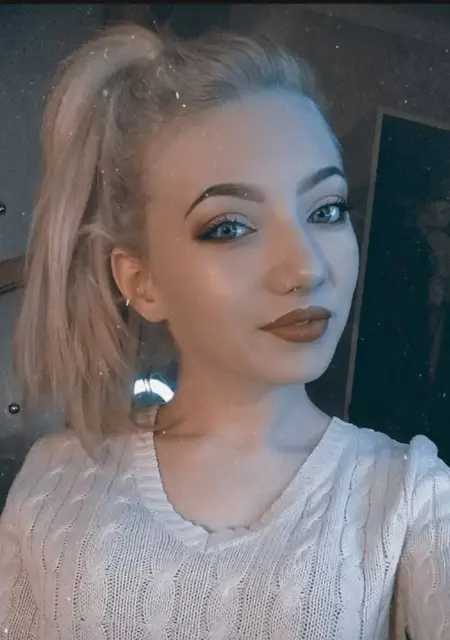 Катя из Львова, ищу на сайте знакомства без обязательств