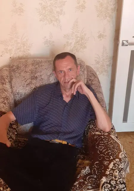 Паша из Екатеринбурга, мне 52, познакомлюсь на одну ночь