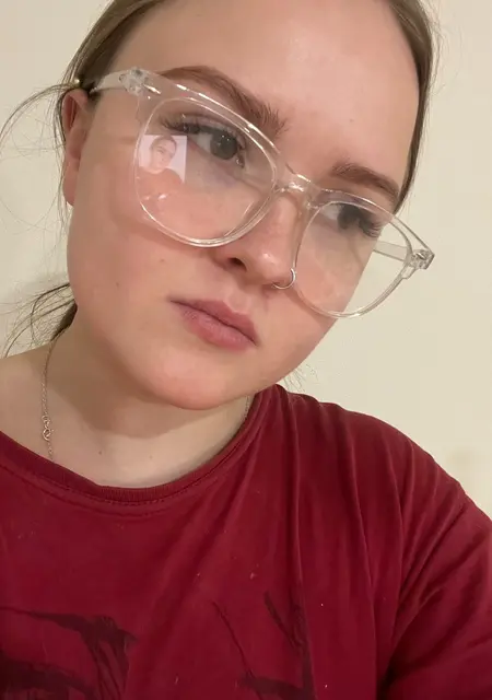 Я Желя, 20, знакомлюсь на одну ночь в Ижевске