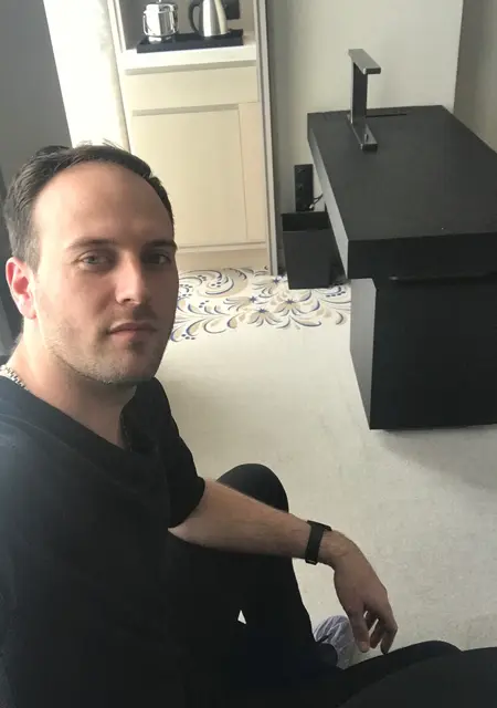 Вадим из Горно-Алтайска, мне 33, познакомлюсь для дружбы