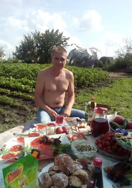 Александр из Брянска, ищу на сайте знакомства без обязательств