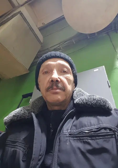 Я Евгений, 61, знакомлюсь без обязательств в Самаре