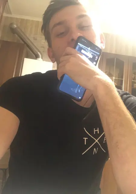 Я Артём, 24, из Ельца, ищу знакомство для общения