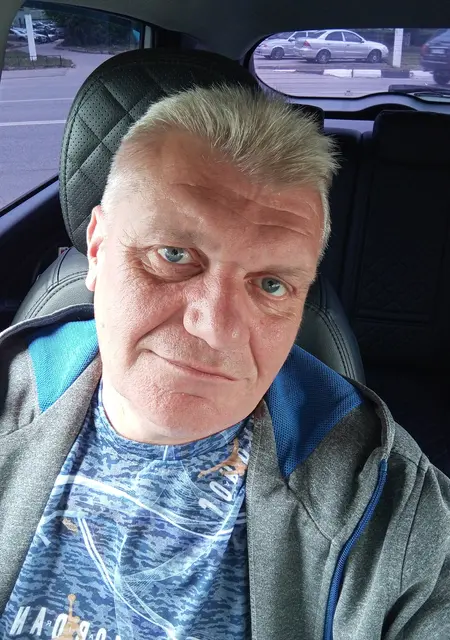 Я Oleg, 54, из Дмитрова, ищу знакомства без обязательств
