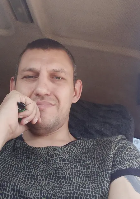 Я Андрей, 40, знакомлюсь без обязательств в Одессе