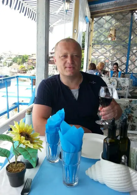 Александр из Зеленограда, ищу на сайте знакомства на одну ночь