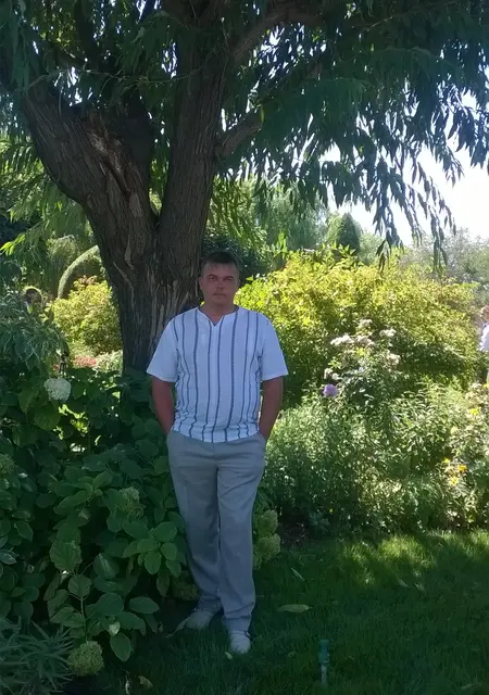 Дмитрий из Нижнекамска, мне 49, познакомлюсь на одну ночь