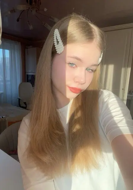 Я Милн, 19, знакомлюсь на одну ночь в Казани