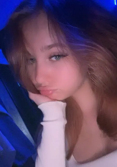 Анна из Екатеринбурга, мне 29, познакомлюсь для открытые отношения