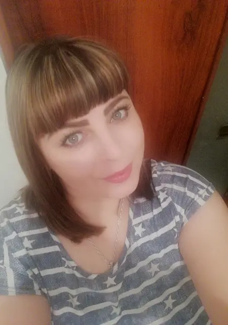 Ксюша из Тамбова, ищу на сайте знакомства на одну ночь