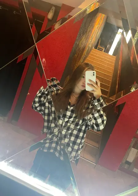 Я Кира, 18, знакомлюсь без обязательств в Перми