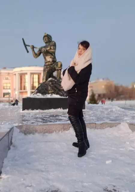 Милана из Караганды, мне 35, познакомлюсь без обязательств