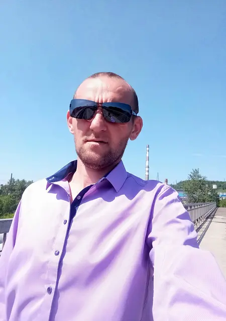 Николай из Хабаровска, ищу на сайте знакомства на одну ночь