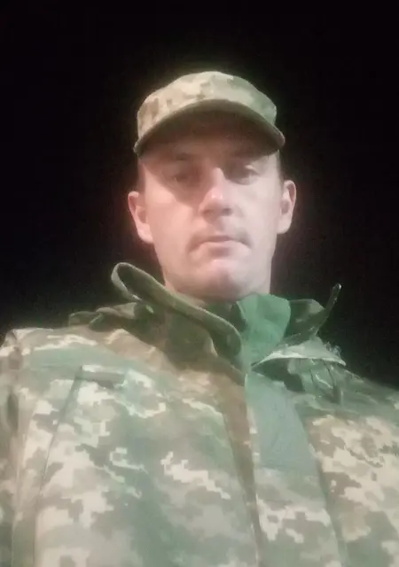 Я Сергей, 35, из Новомосковска, ищу знакомства без обязательств