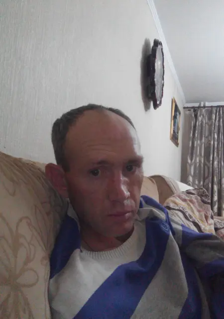 Я Александр, 42, из Читы, ищу знакомство для постоянных отношений