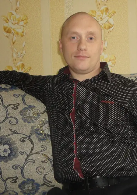 Я Михаил, 45, из Лесозаводска, ищу знакомства без обязательств