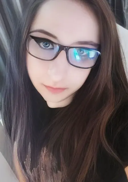 Алина из Новомосковска, мне 29, познакомлюсь для дружбы