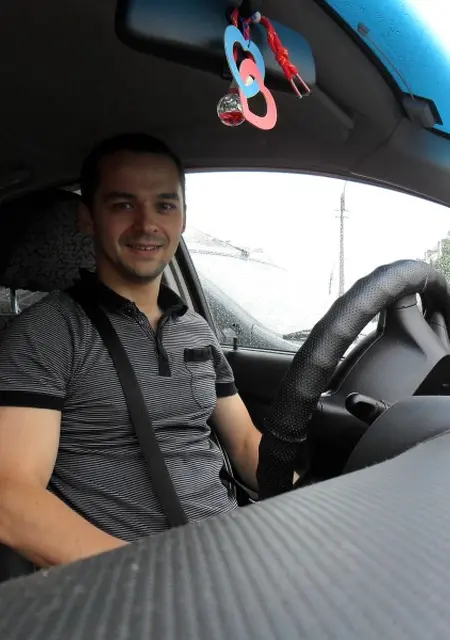 Я Саша, 45, из Кинешмы, ищу знакомства без обязательств