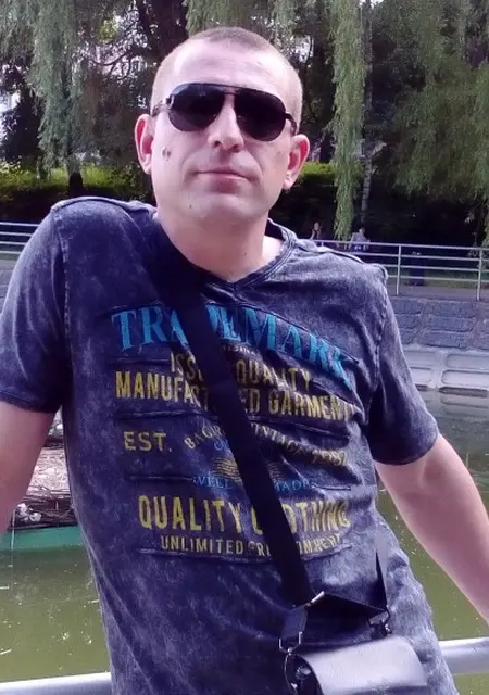 Я Влад, 47, знакомлюсь для дружбы в Виннице