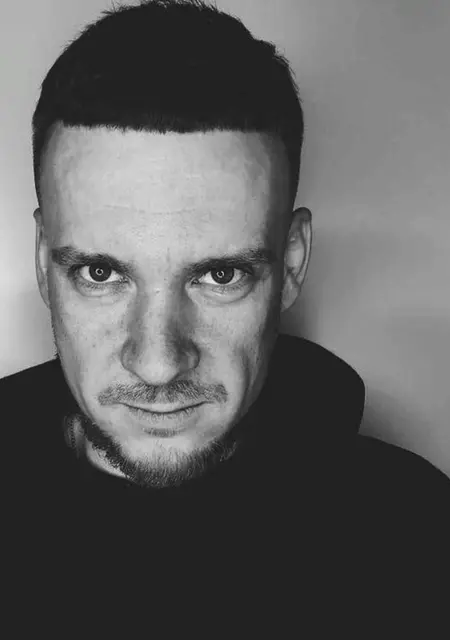 Манифестор из Раменского, мне 41, познакомлюсь для постоянных отношений