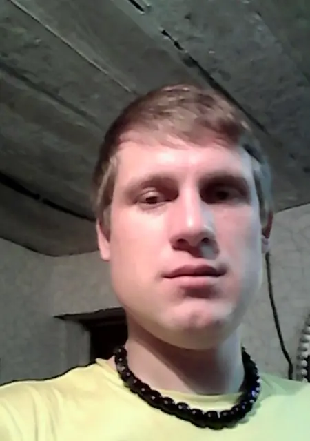 Евгений из Нефтеюганска, ищу на сайте знакомства на одну ночь