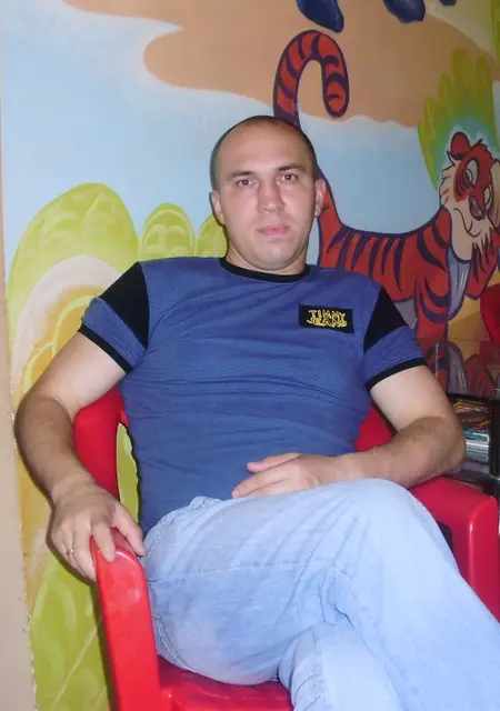 Я Александр, 45, из Советской Гавани, ищу знакомства на одну ночь