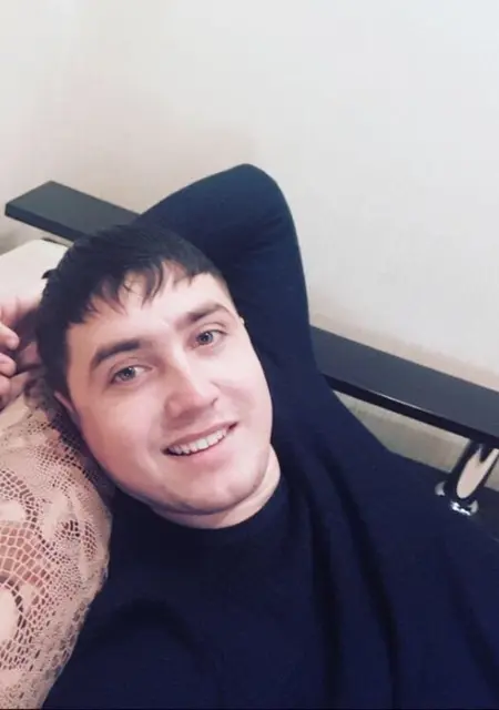 Я Виктор, 31, из Камышина, ищу знакомства без обязательств