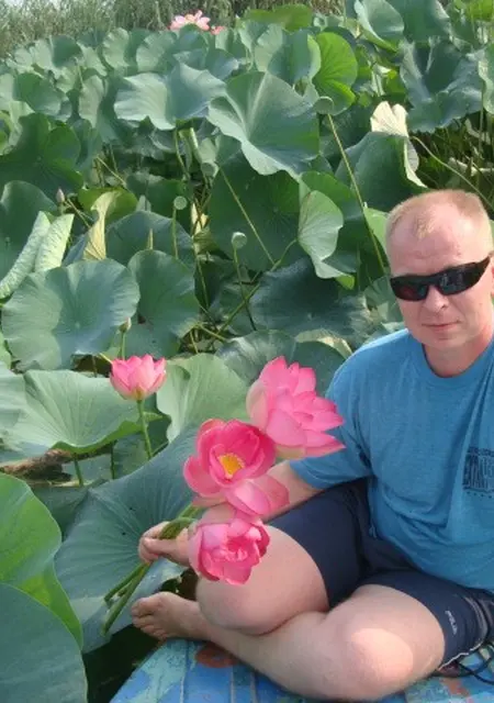 Я Антон, 49, из Обнинска, ищу знакомства на одну ночь