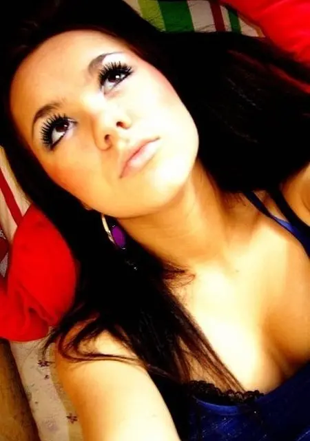 Альмира из Беслана, мне 34, познакомлюсь на одну ночь