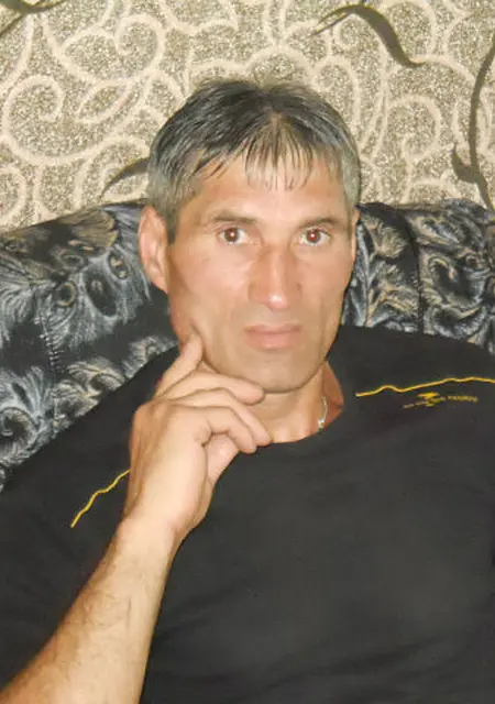 Виталя из Чернянки, мне 57, познакомлюсь для приятного времяпровождения